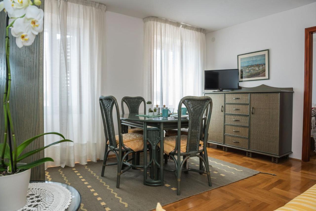 Clorinda Sea View Free Parking Lägenhet Rovinj Exteriör bild